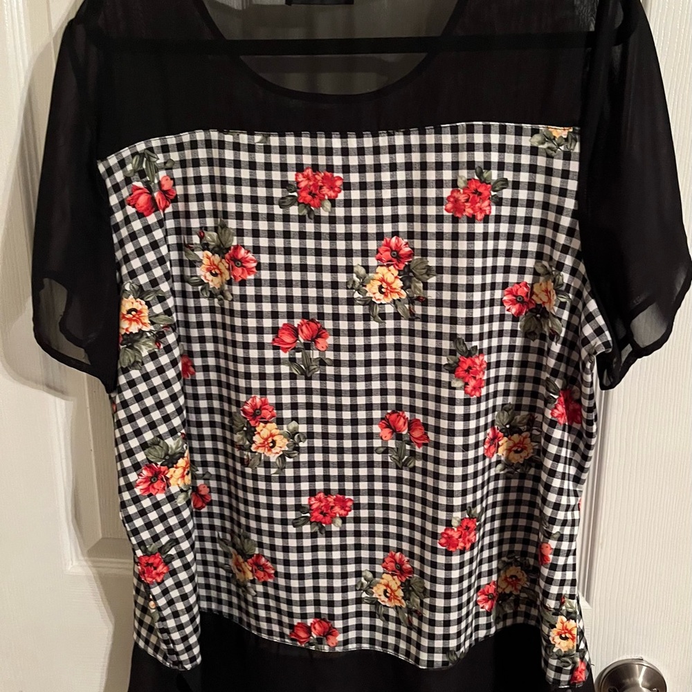Mandy Evan’s 2x tunic chest 50” length 30” no flaws.